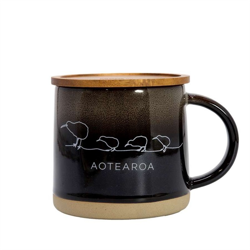 Kiwi ceramic mug - black